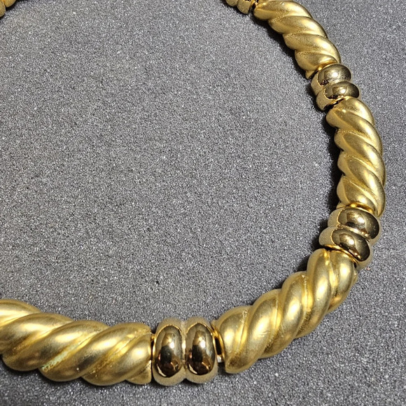 Givenchy Vintage Necklace Collar Gold Tone Heavy Chunky Chain Runway Signed 80s - Picture 3 of 7